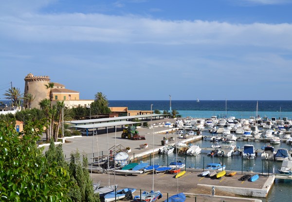 Medium property photo - Avenida la Venta 132, 03190 Pilar de la Horadada